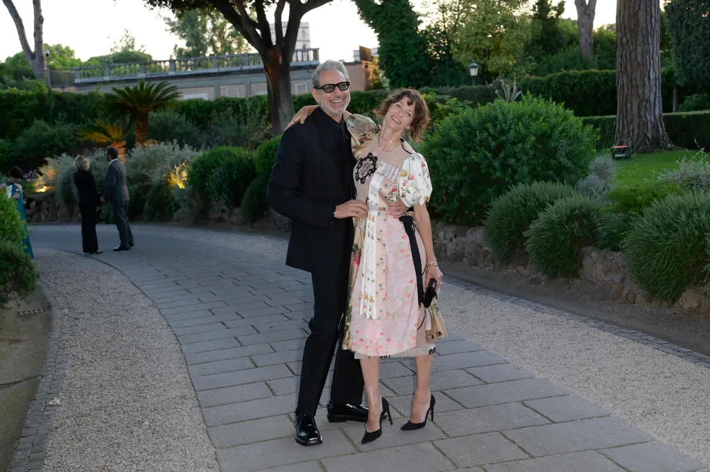 hot! extra - A kor nem számít! Sztárpárok nagy korkülönbséggel