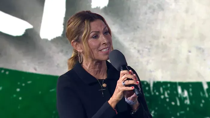 Miklósa Erika a Háborúellenes Gyűlésen: Az én iránytűm a hit