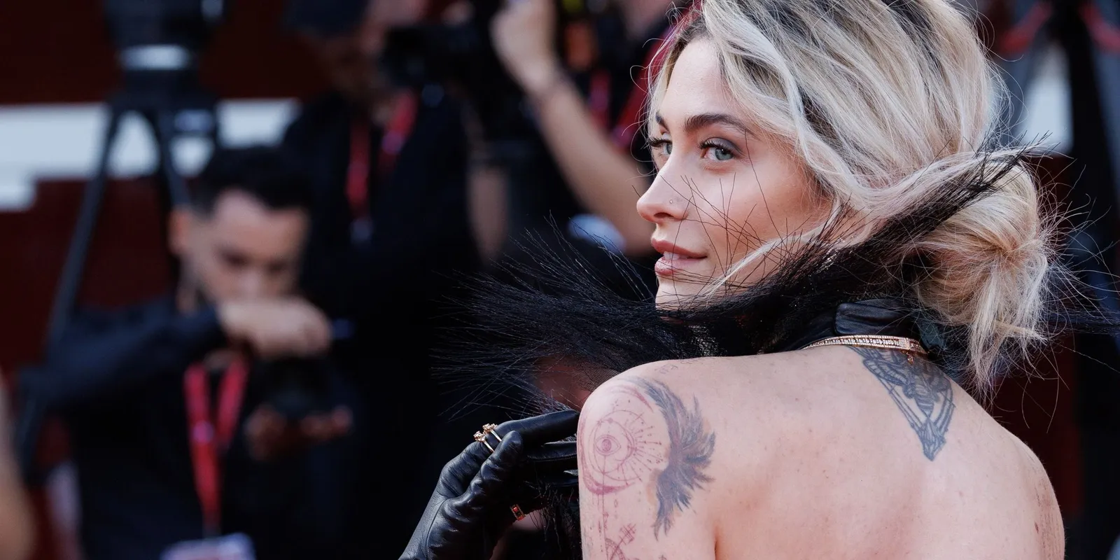 Michael Jackson lányának orrán lyukat ütött a kábítószer