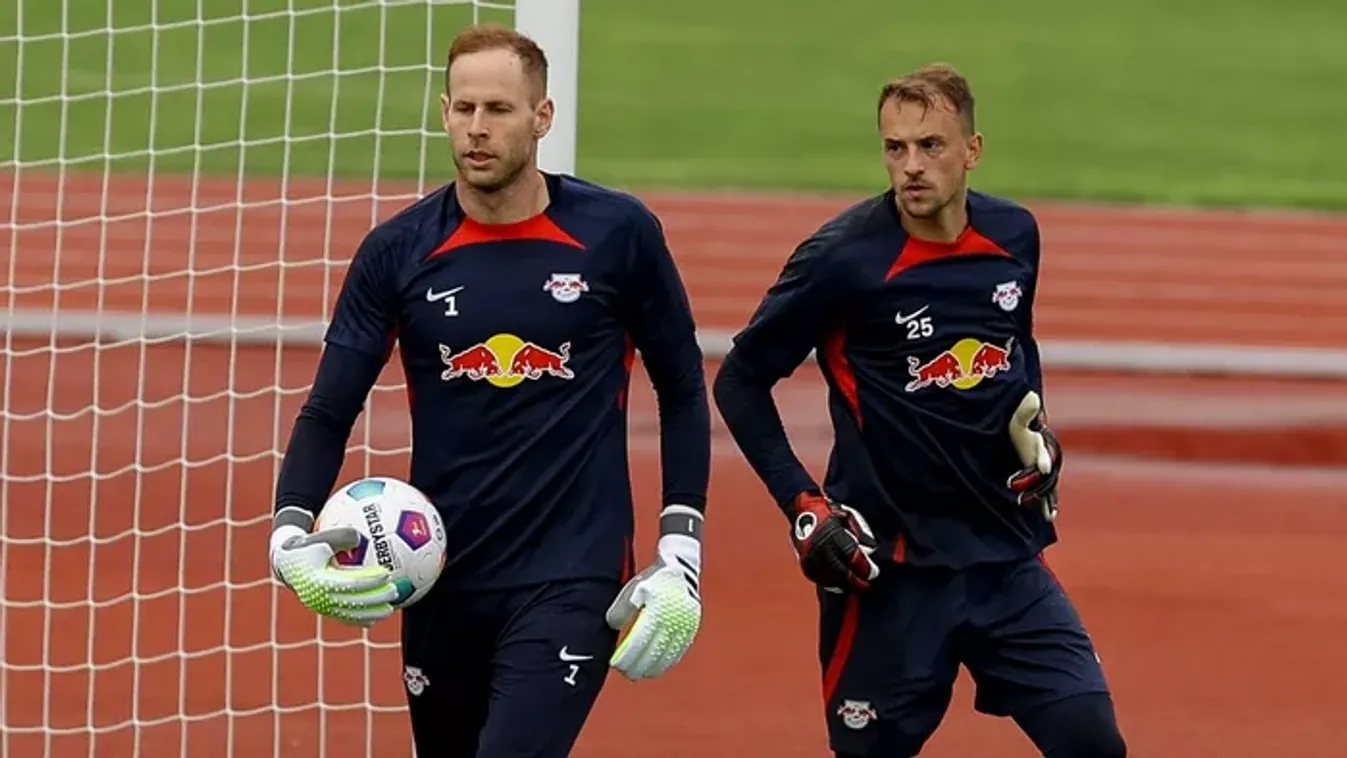 Gulácsi felvette a kesztyűt, keményen odacsap