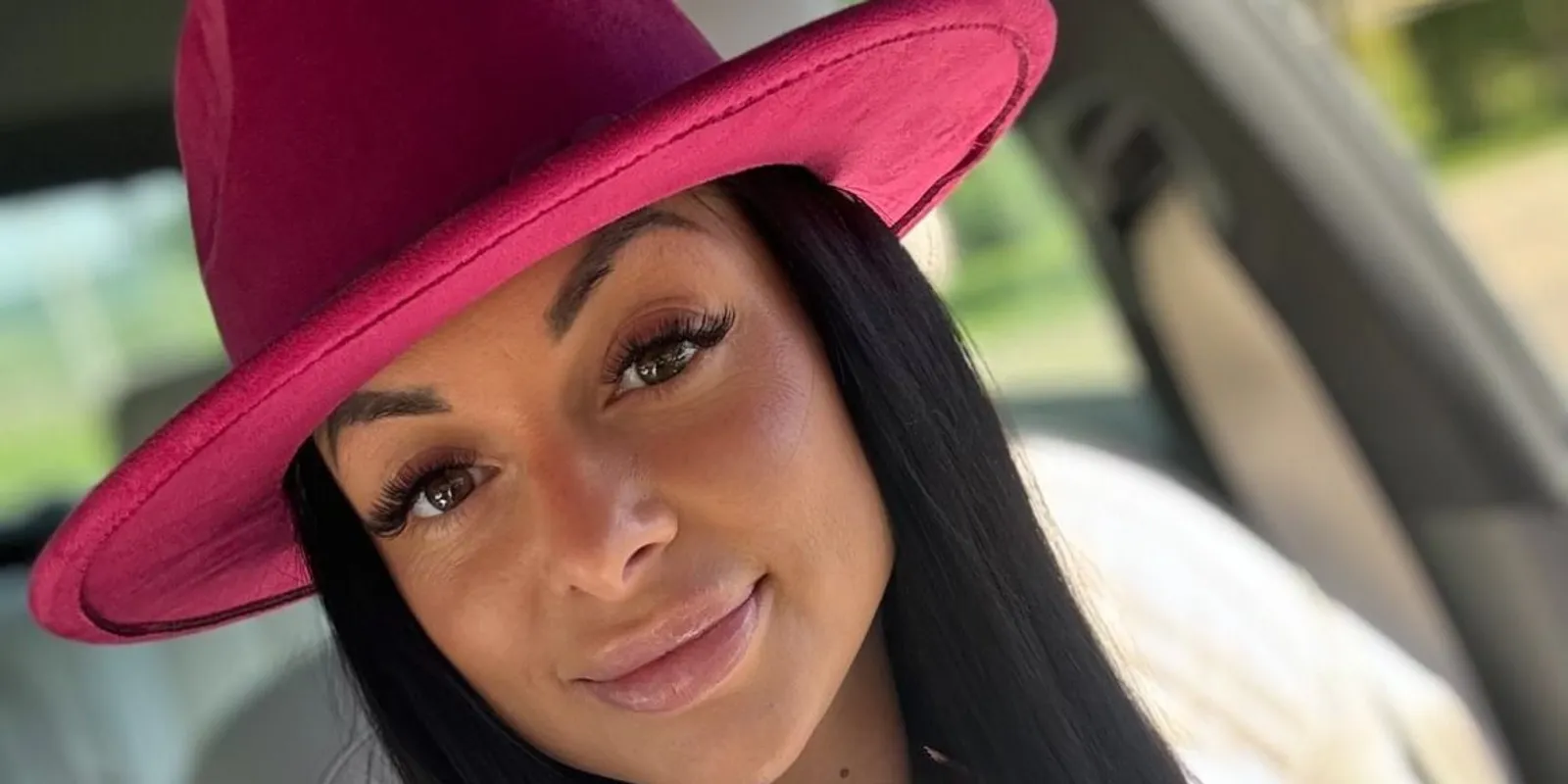 Angyalkaként szexizett Turi Xénia, kapott is érte