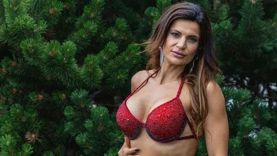 „Nem kell tökéletesnek lenned" - a gyönyörű Dávid Petra mindenkit motivál az év utolsó napján