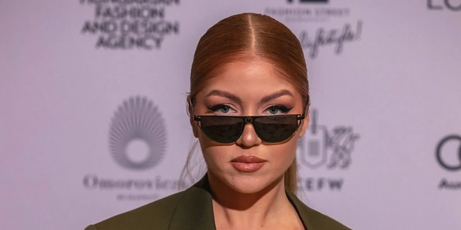 Ilyet még nem láttál: Tolvai Reni szexi Grincsnek öltözött