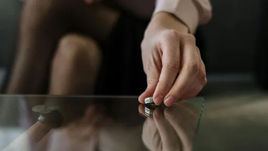 Szomorú, de igaz: Ezek a csillagjegyek fontolgatják a válást decemberben