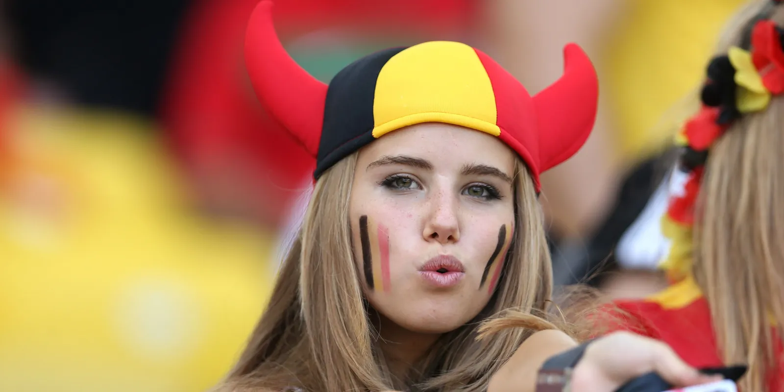 A Facebook-posztja miatt rúgták ki a népszerű modellt