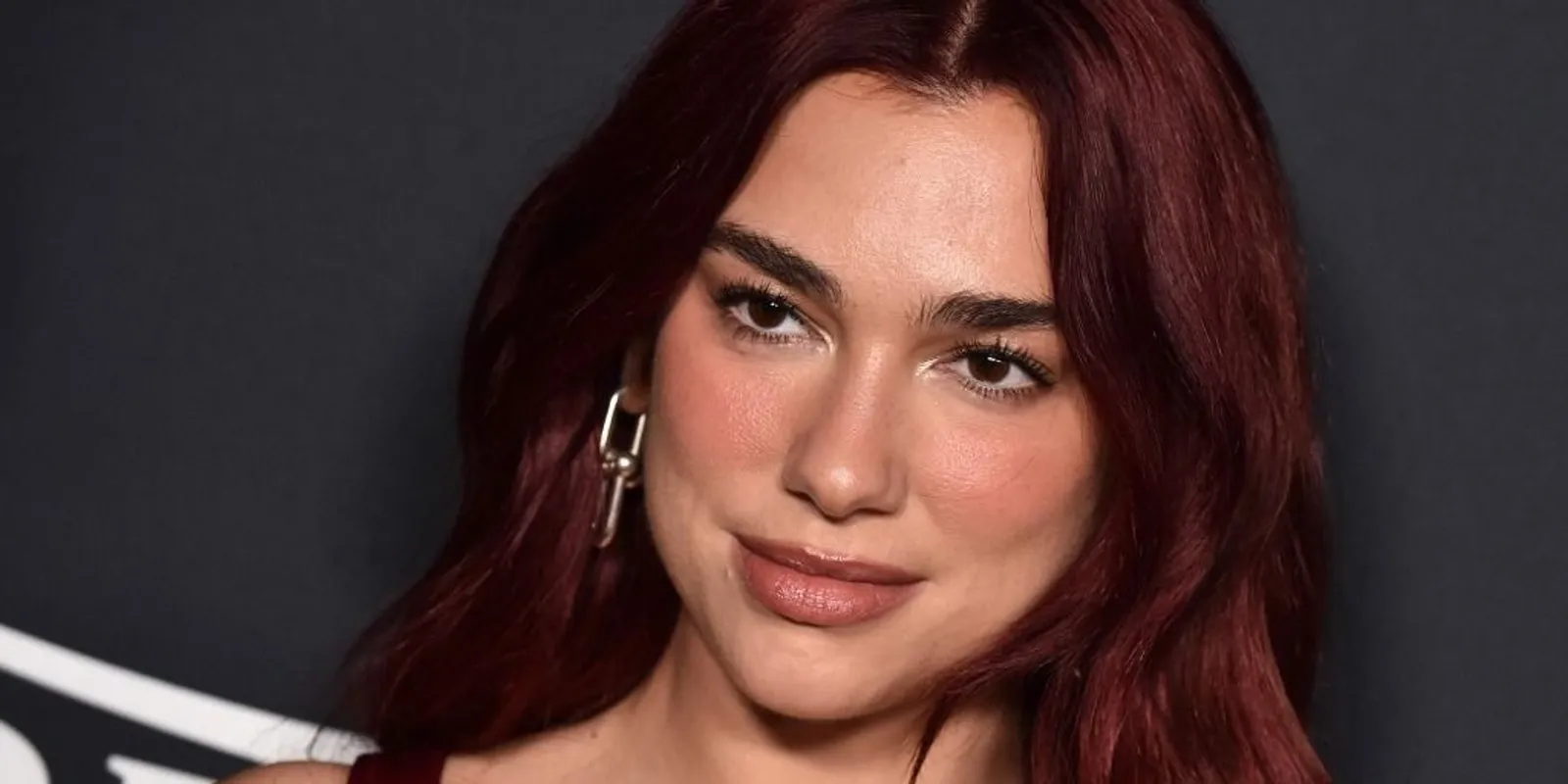 Dua Lipa bikinis képekkel vadította meg az egész világot