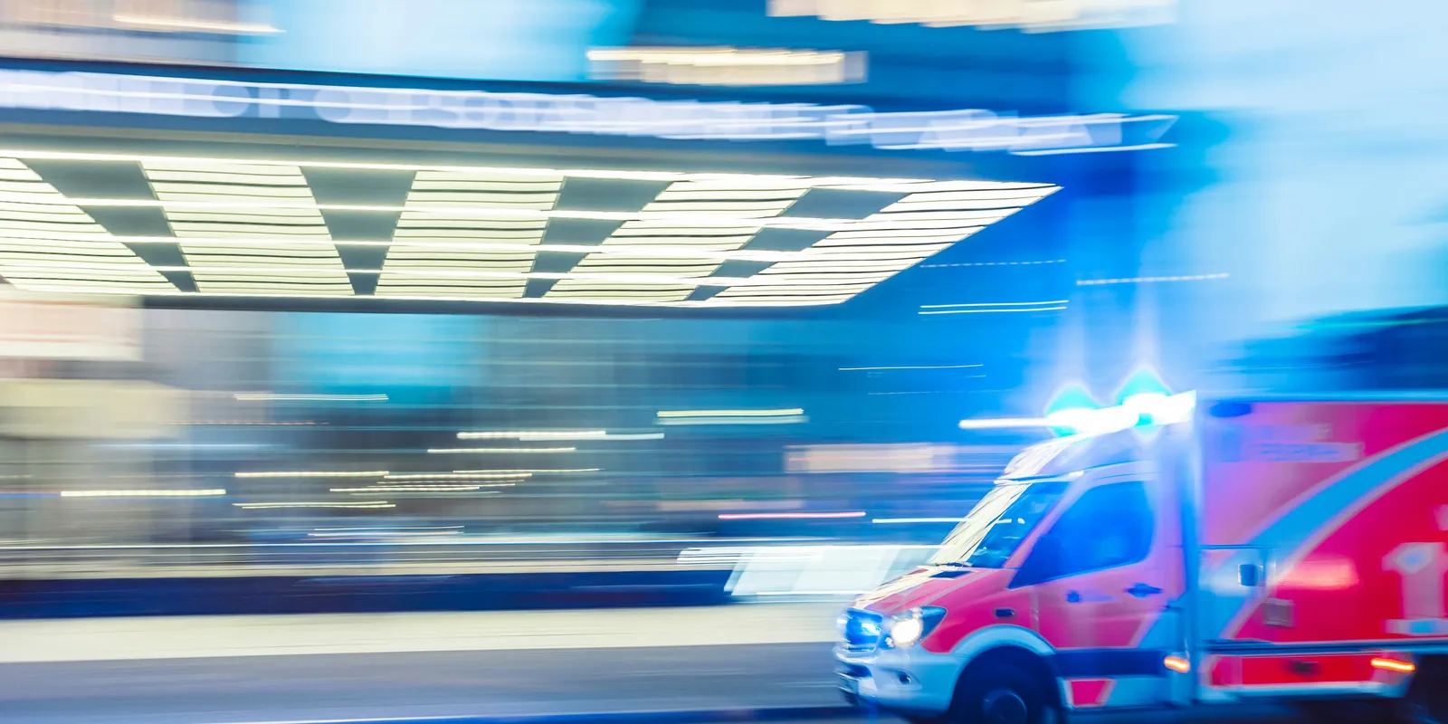 Rettenet az úton, súlyosan megsérült Bardóczky Kornél