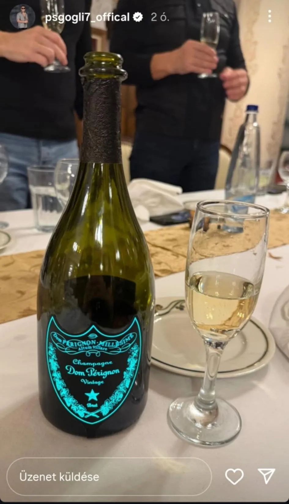 PSG Ogli kedvenc pezsgője is luxusmárka.