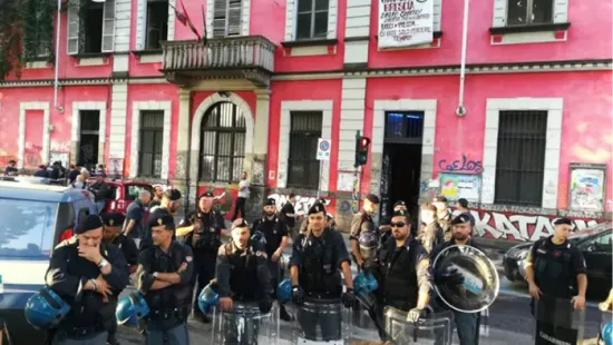 Olaszországban a terrorizmusellenes hatóság bezárt egy szélsőbaloldali központot