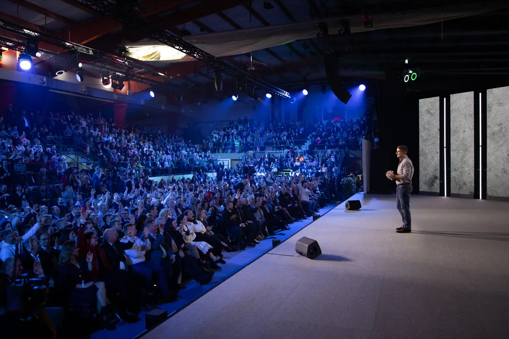 Háborúellenes Gyűlés, Mohács, 2025.12.13
DÁP, HEGY