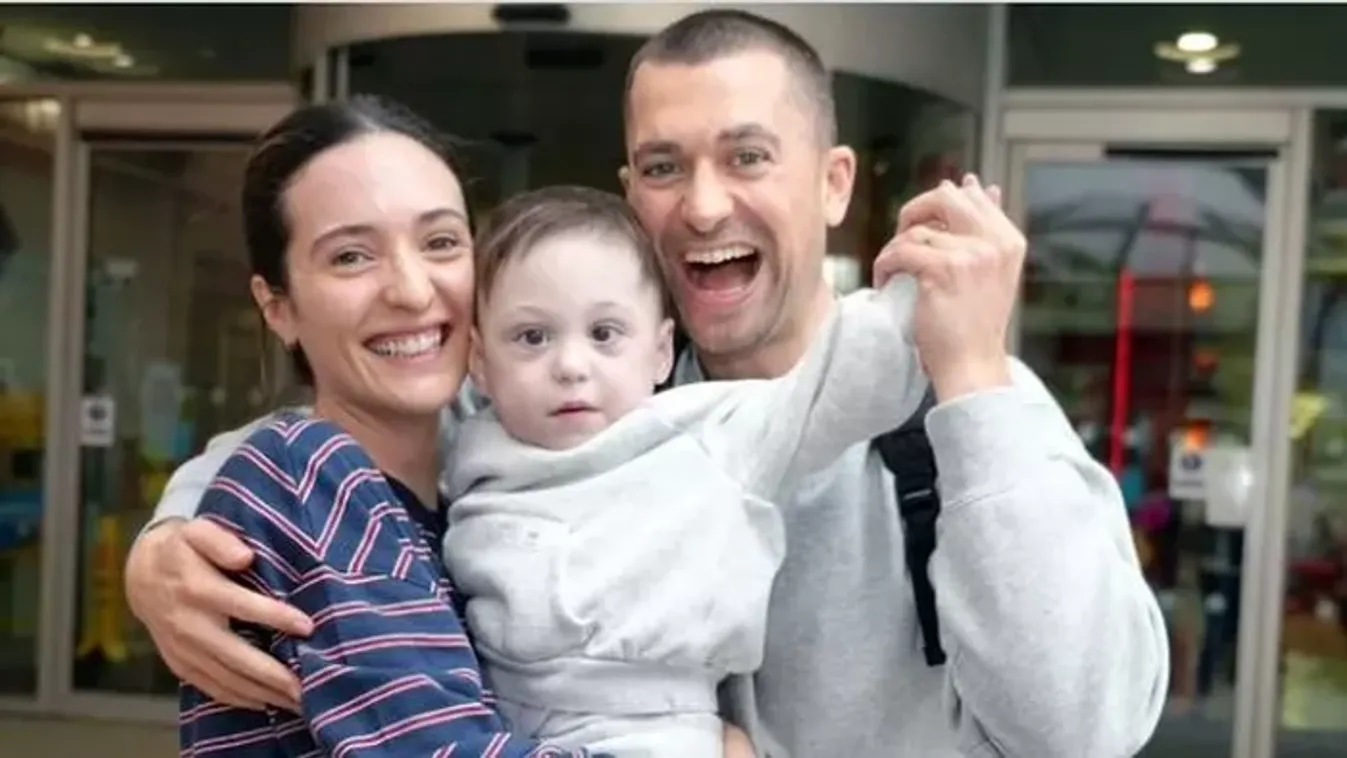 Végre otthon: Hazatérhetett a baba, aki egész életét kórházban töltötte