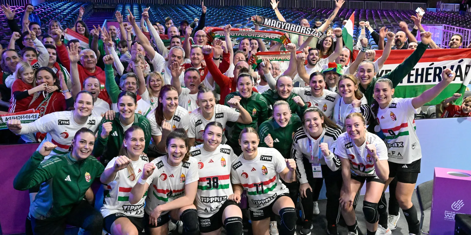 Vicces pillanat, így készül a magyar válogatott rangadóra