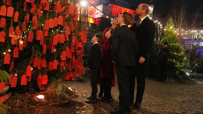 Furcsa karácsonyi hagyományokkal ünnepel a királyi család