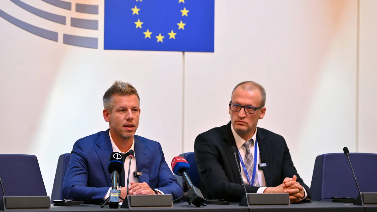 MAGYAR Péter; TARR Zoltán