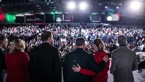 "Erőssé kell tennünk Magyarországot, hogy képesek legyünk nem csak nemet mondani, de ki is maradni" – Orbán Viktor a kecskeméti Háborúellenes Gyűlésen