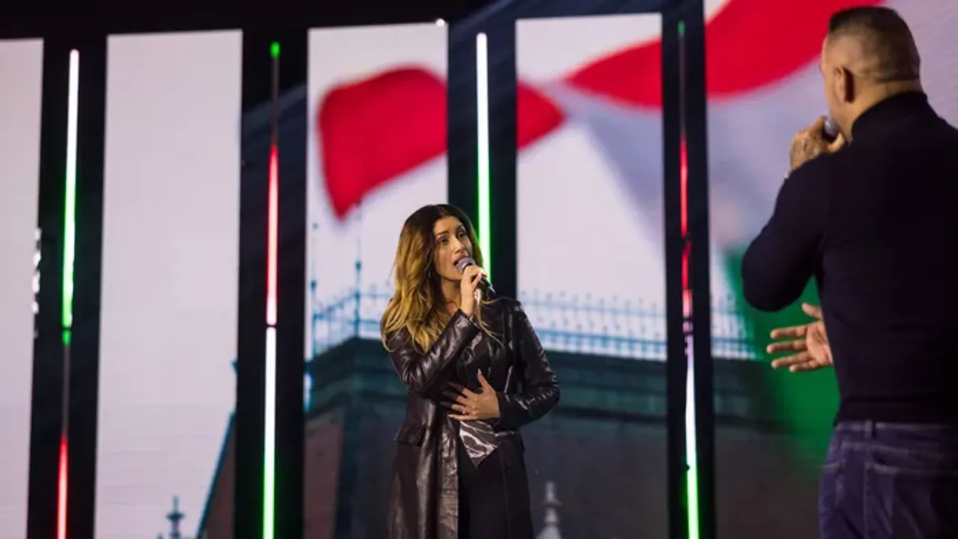 Új dallal lépett a Háborúellenes Gyűlés színpadára Radics Gigi és Curtis