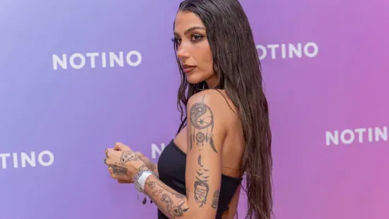 Tóth Andi divatba hozta a boldog szingliséget – Ezek a sztárok is így élnek