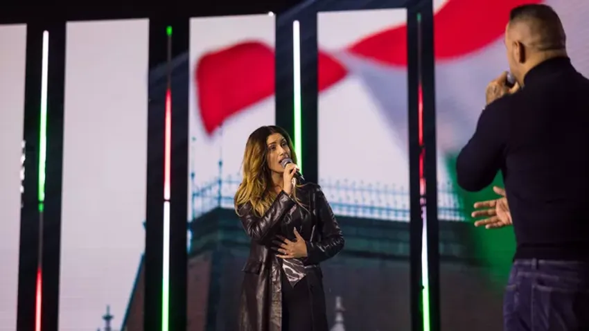 Új dallal lépett a Háborúellenes Gyűlés színpadára Radics Gigi és Curtis