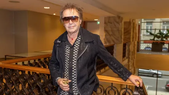 Szikora Róbert halálhíre: Döbbenetes kamu terjed a neten