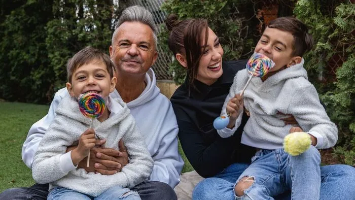 Szécsi Debóra ledobta a textilt