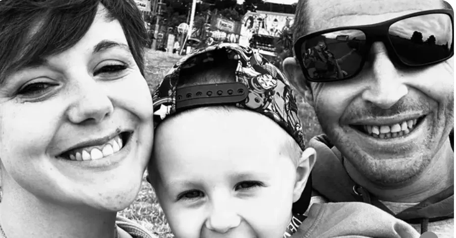 Ez lehet rákos betegsége miatt az utolsó karácsonya kisfiával és feleségével. 