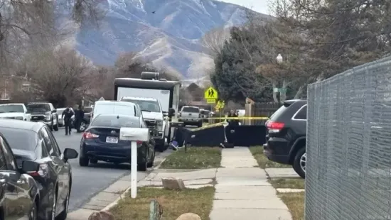 Karácsony reggelén gyilkolta meg a barátját: vérbe fagyva találták meg a járdán