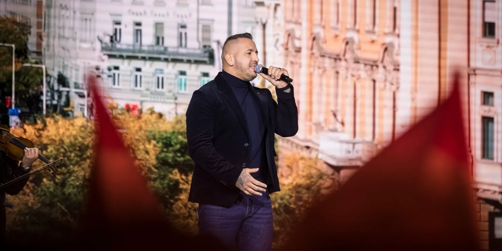 Sztárok sora szólalt fel a mohácsi Háborúellenes Gyűlésen