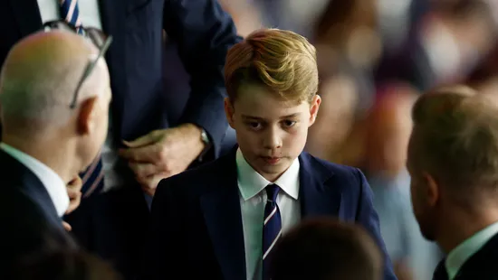 Hajléktalanszállón videózták le György herceget