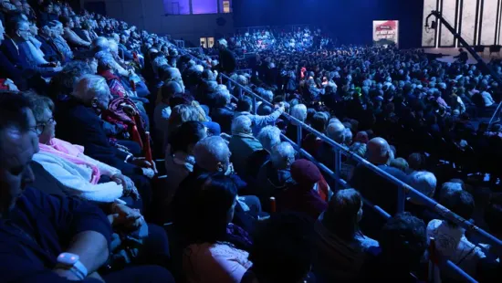 Csiszár Jenő kérdezi Orbán Viktor! Mutatjuk a részleteket