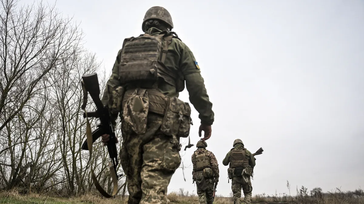 Az orosz-ukrán háború eszkalálódásához vezethet a befagyasztott orosz vagyon felhasználása Ukrajna támogatására