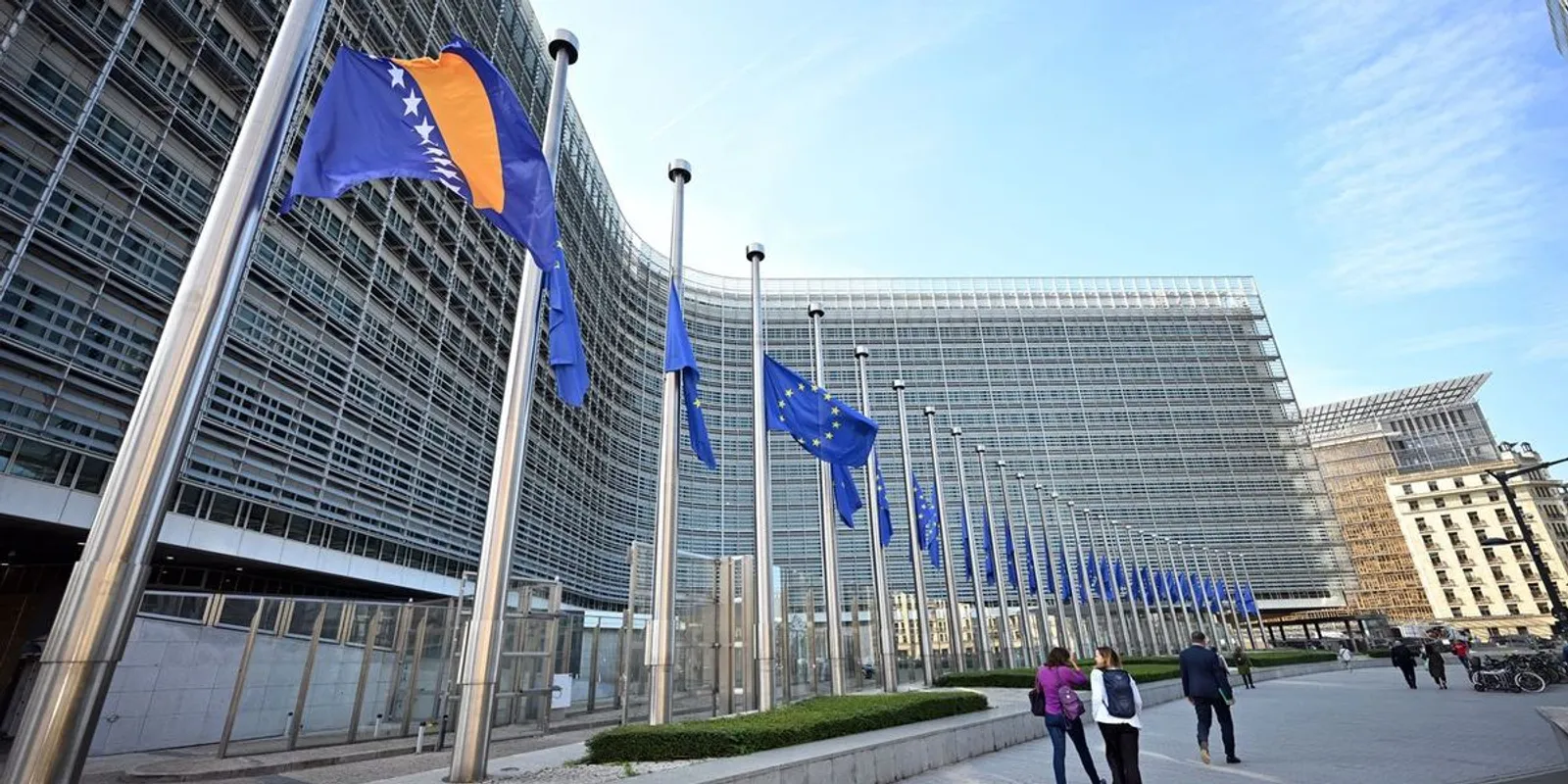 Kovács Zoltán: Hazánk megkerülésével az EU átlép egy határt.