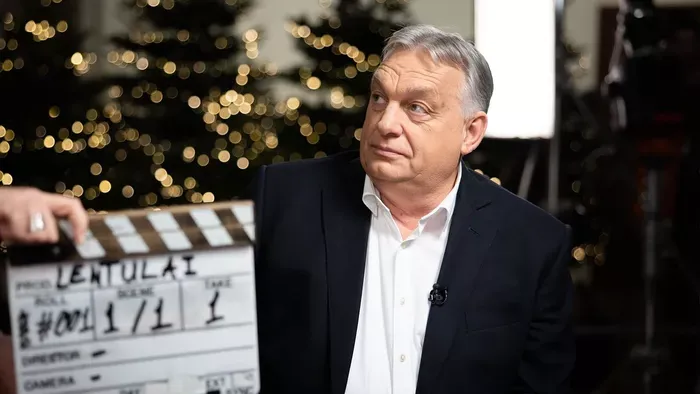 Karácsony kiadás – látványos fotókat tett ki Orbán Viktor