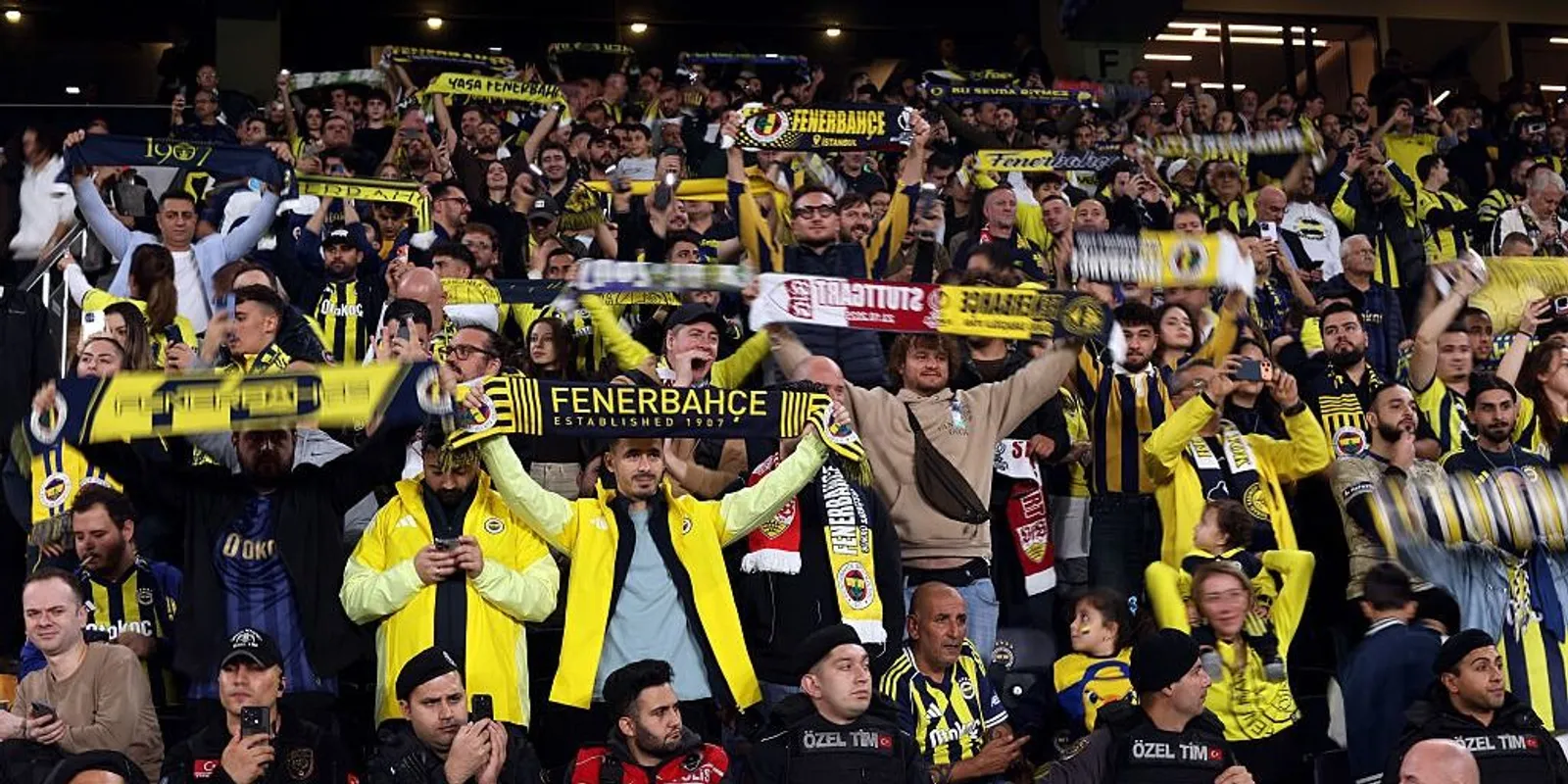 Bejelentést tett a Fenerbahce a Fradi elleni meccs előtt