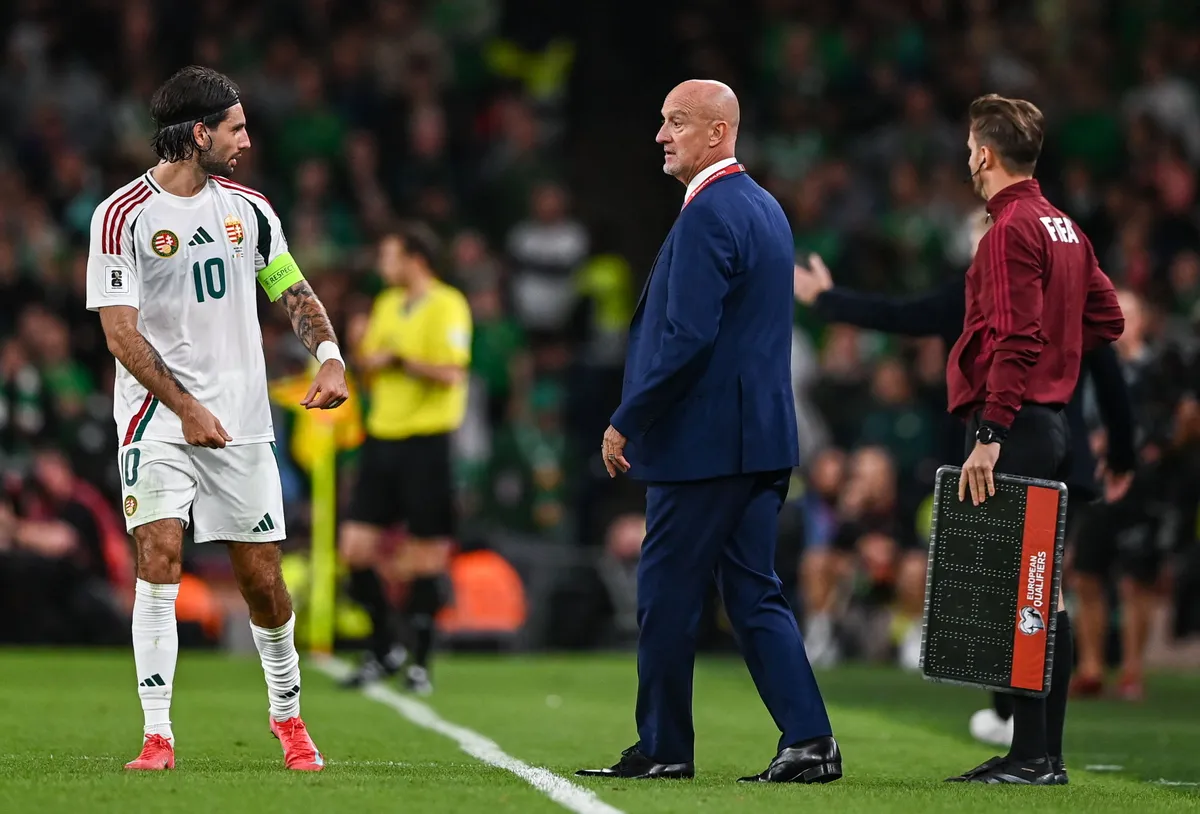 Szoboszlai Dominik (balra) és Marco Rossi (jobbra) eltérő véleményen volt a FIFA-gálán