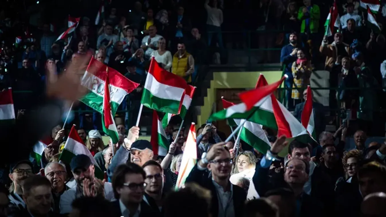 Orbán Viktor Mohácsról: Aki békét akar, velünk tart!