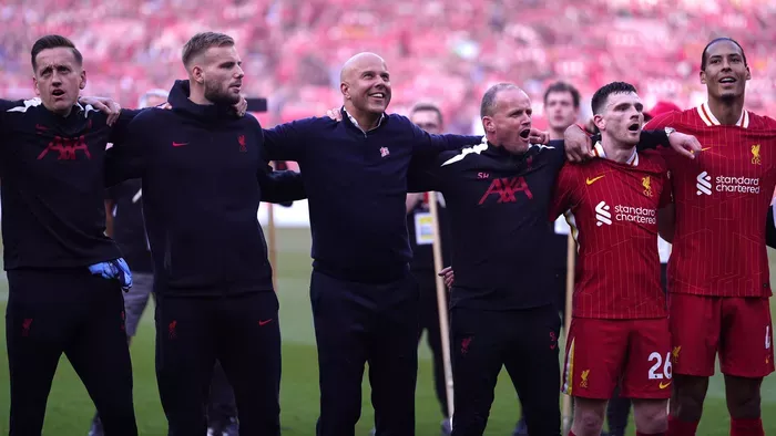 Áll a bál Liverpoolban, megtalálták a bűnbakot