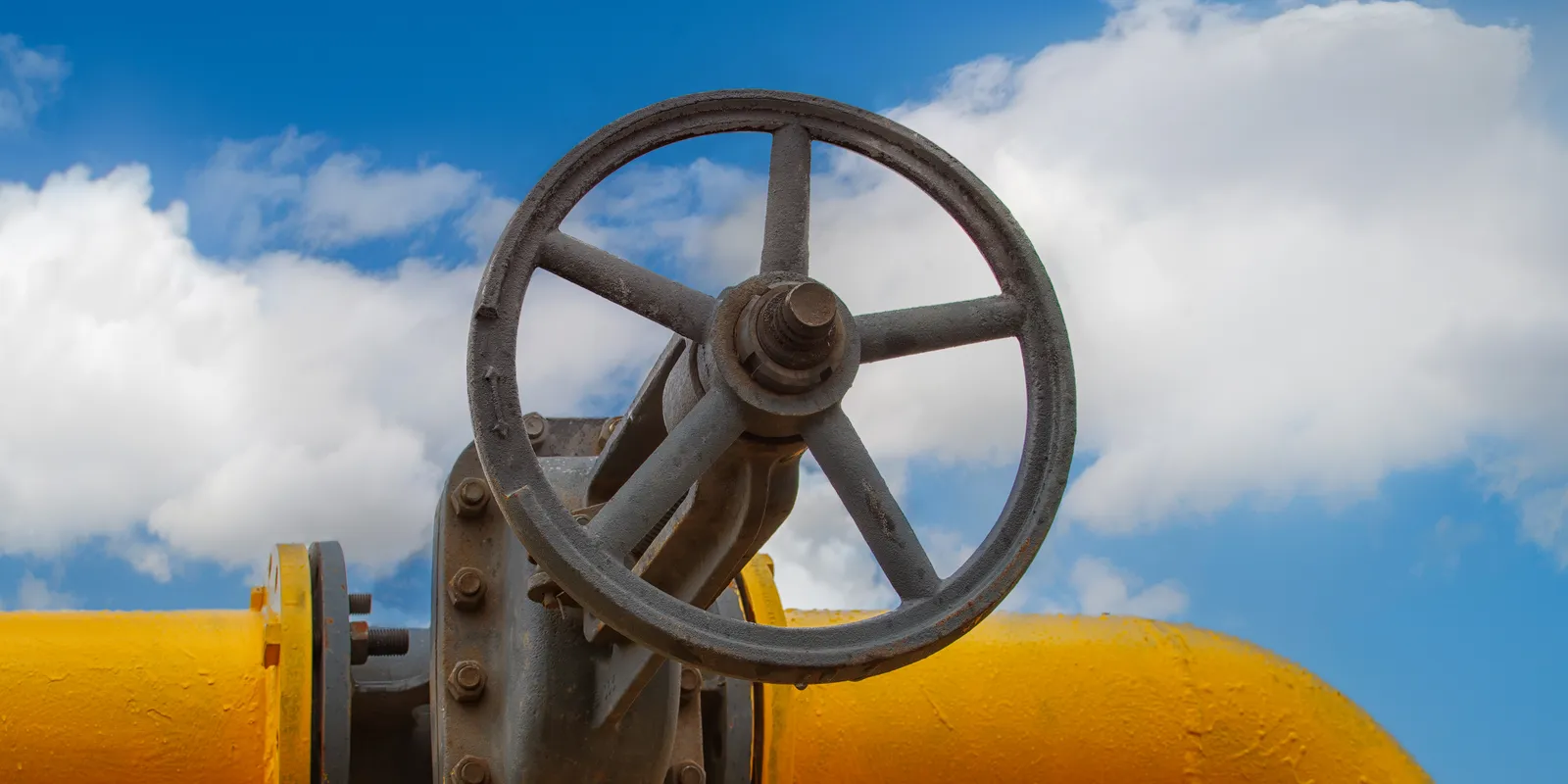 Brüsszel kinyírná a magyar rezsicsökkentést