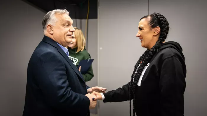 Tóth Gabi a Háborúellenes Gyűlésen: a béke a legfontosabb