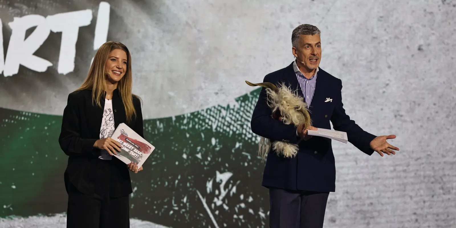 Rákay Philip történelemórát tartott Szabó Zsófinak