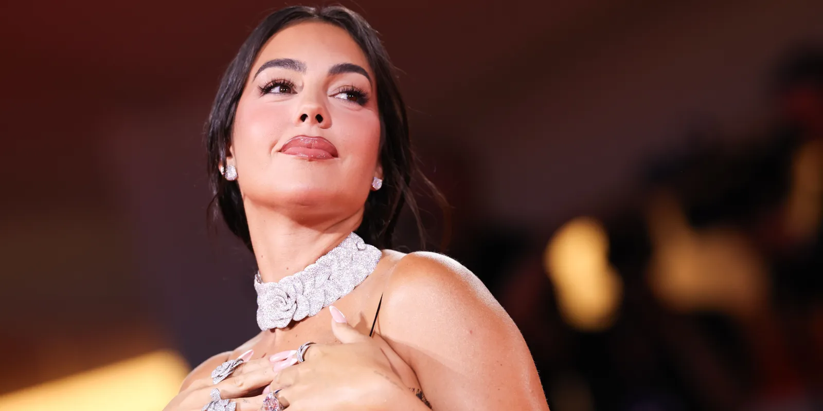 Ronaldo menyasszonya egyetlen szóval üzent Messi feleségének