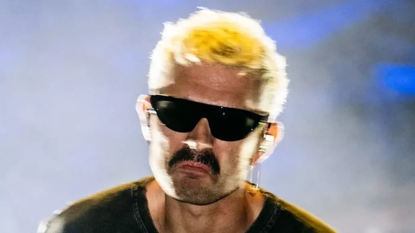 ByeAlex nyíltan támadja a ötvenes nőket