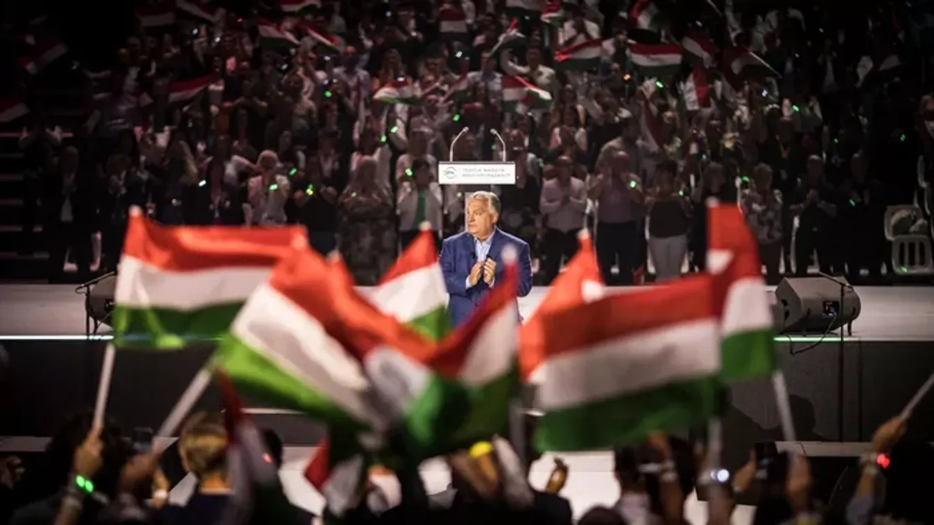 A miniszterelnök Petőfivel üzent Zelenszkijnek