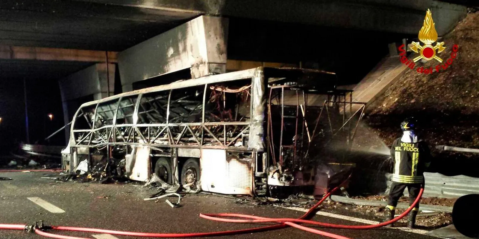 Veronai buszbaleset: hamarosan szabadulhat a vétkes sofőr