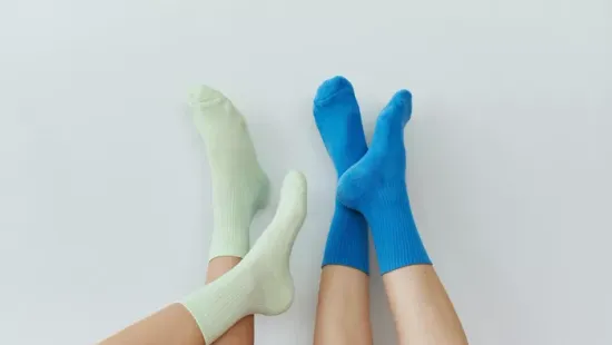 Használt zoknijai eladásával gazdagodott meg a 23 éves fiú