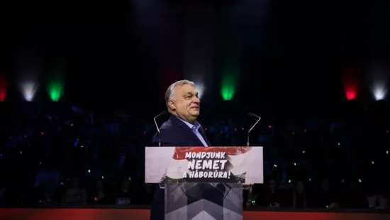 Orbán Viktor megmutatta, milyen volt a hatvani Háborúellenes Gyűlés