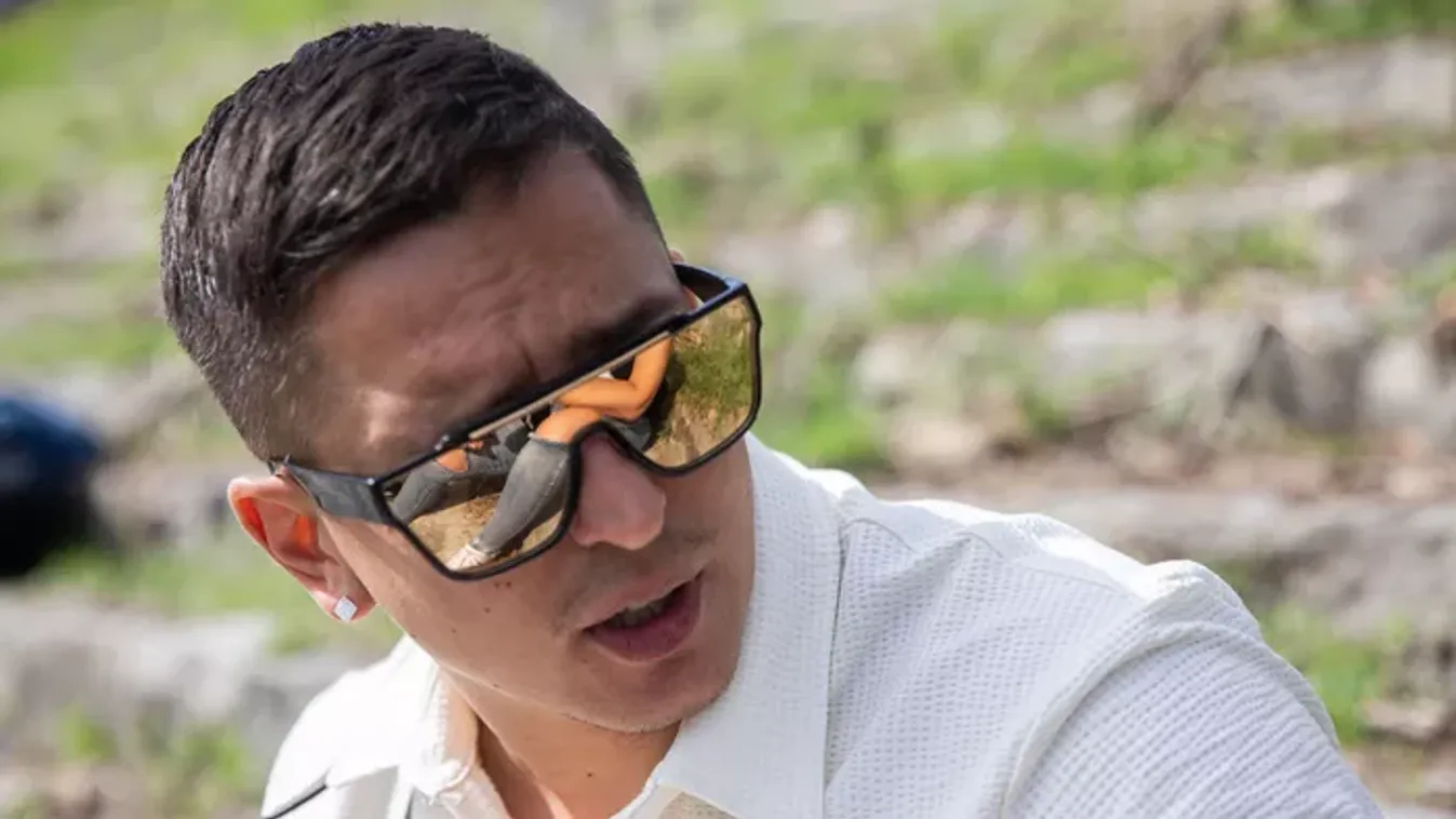 Aurelio egy éve mondott le káros szenvedélyéről