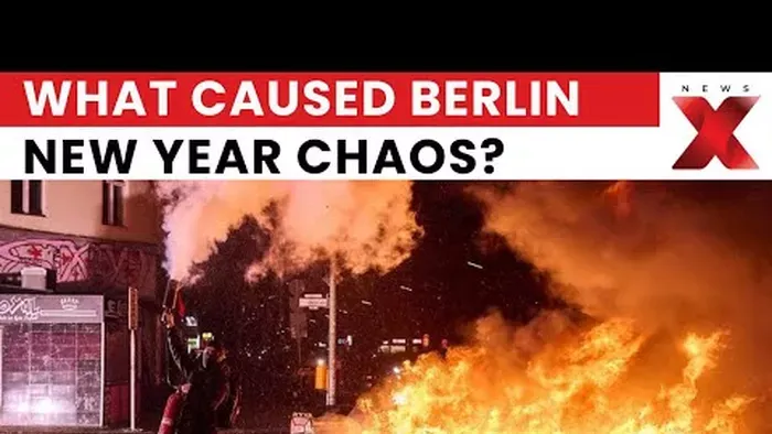 Rendőrökre, tűzoltókra támadtak szilveszterkor Berlinben