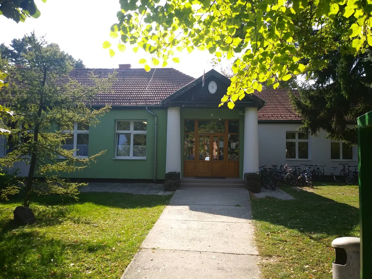 vírusok a balatonkenesei általános iskolában