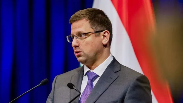 Gulyás Gergely: ma megkezdődik a nemzeti petíció kézbesítése