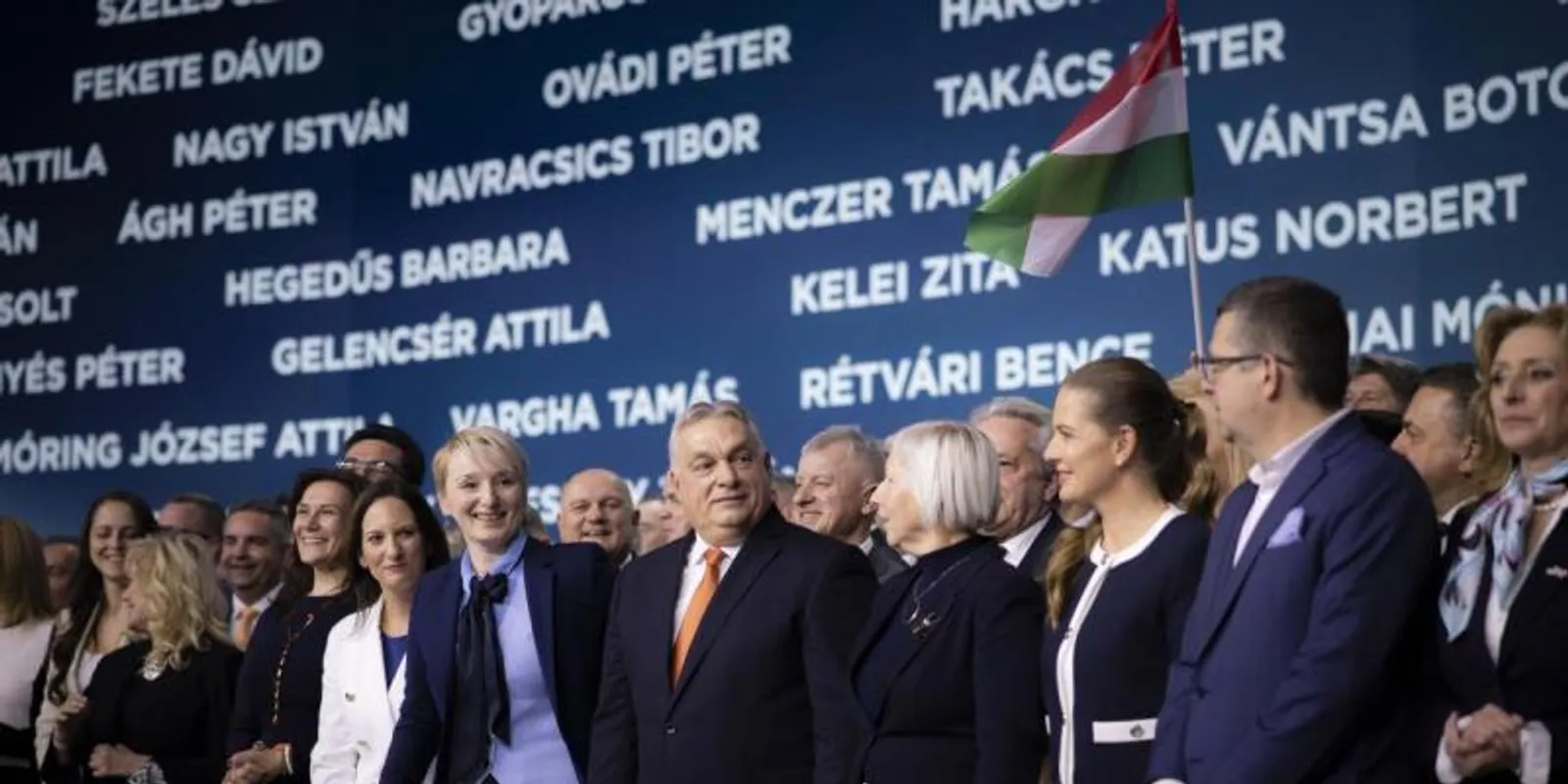 Orbán Viktor: 16 éve azt tesszük amit vállalunk